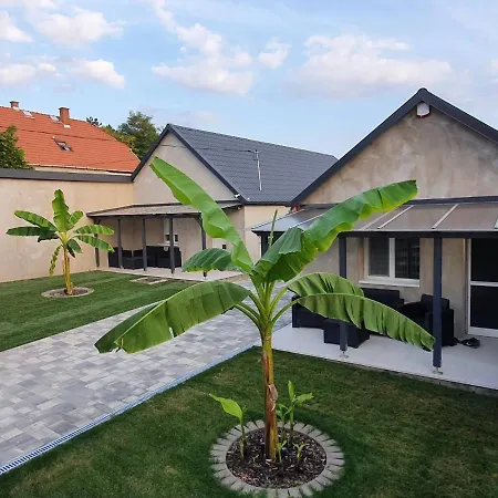 Sunny Garden Апартаменты Богач